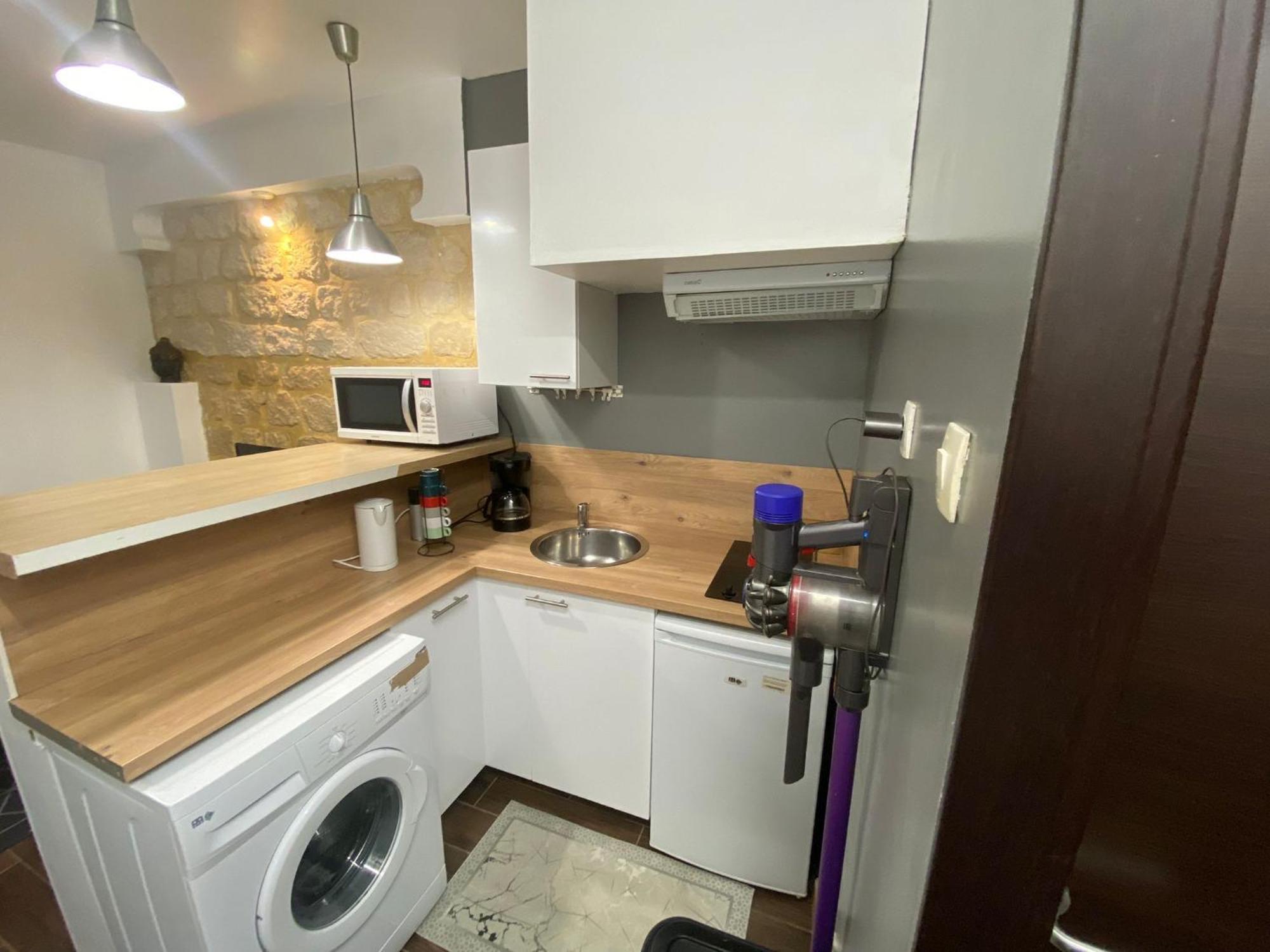 Agreable Appartement In Montmartre Paris Eksteriør billede