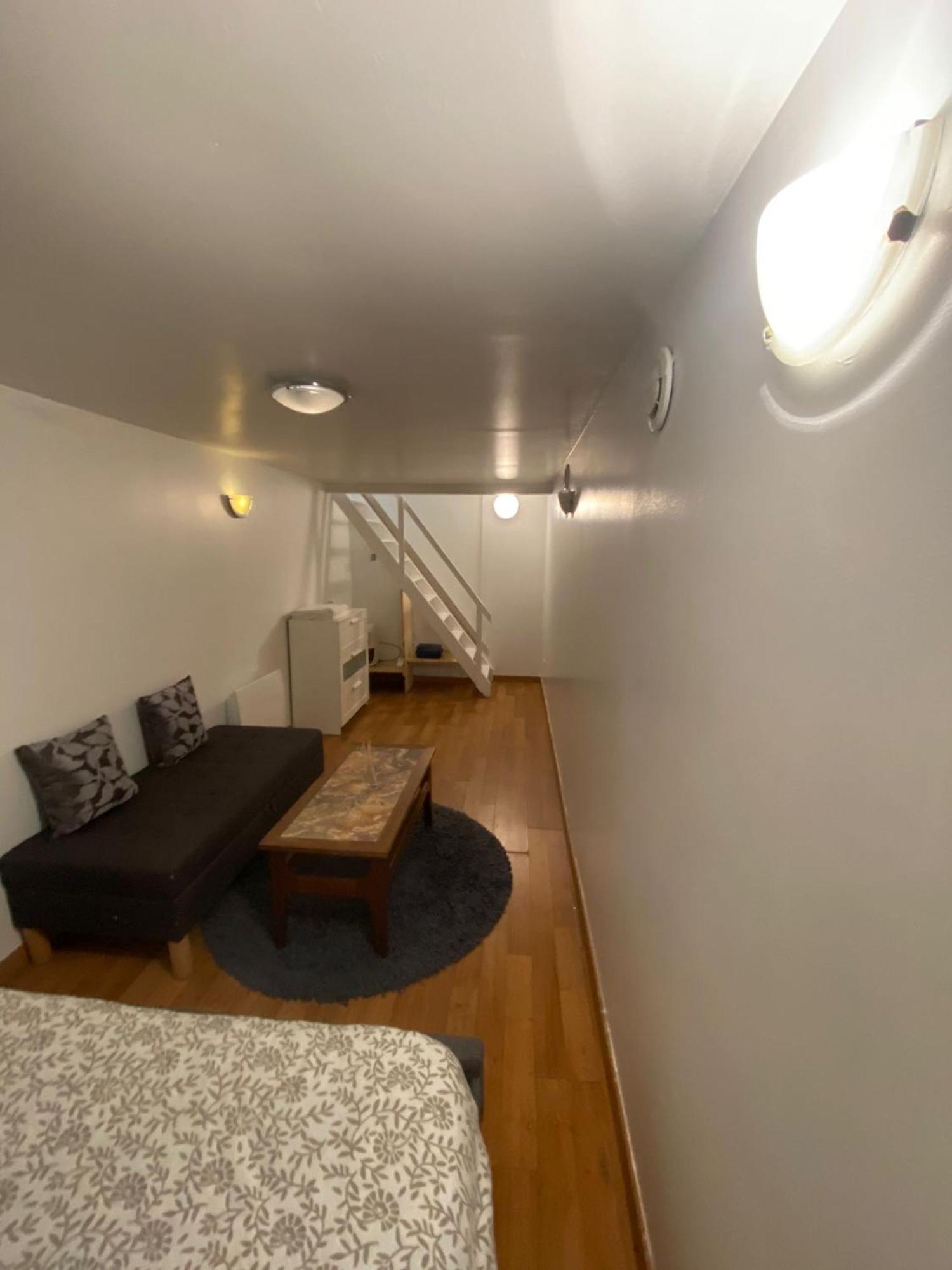 Agreable Appartement In Montmartre Paris Eksteriør billede