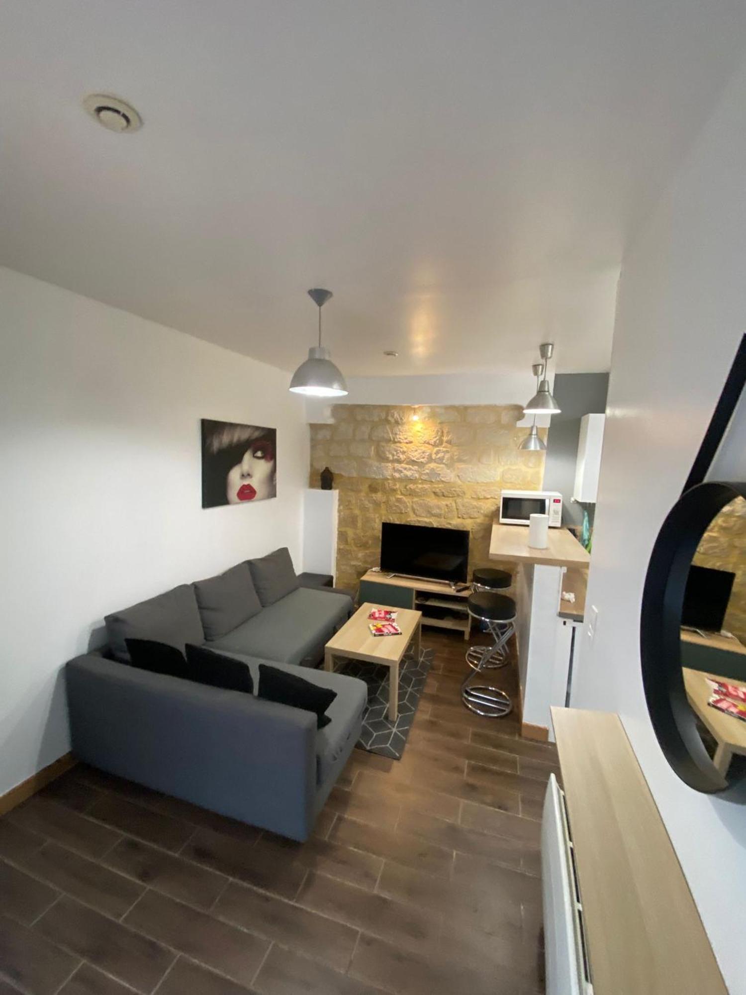 Agreable Appartement In Montmartre Paris Eksteriør billede